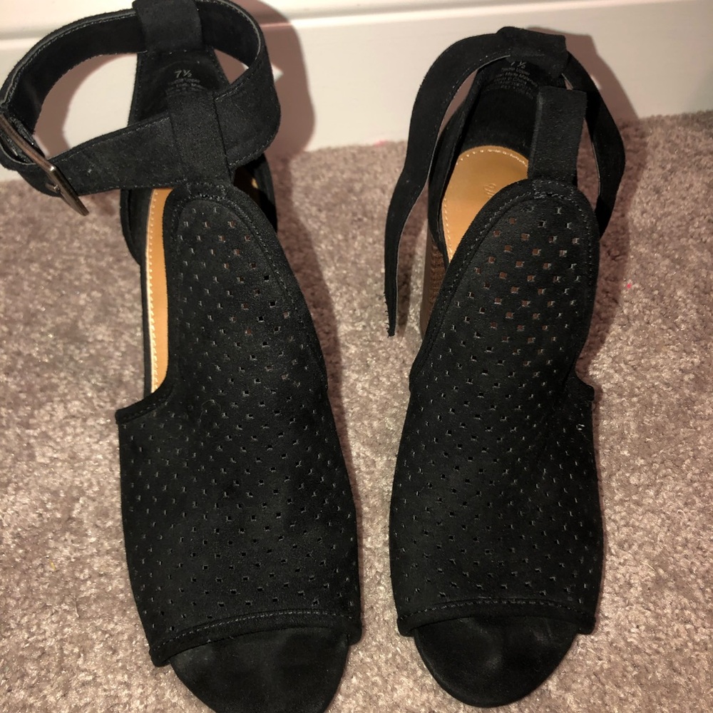 Booties - Picture 5 of 5